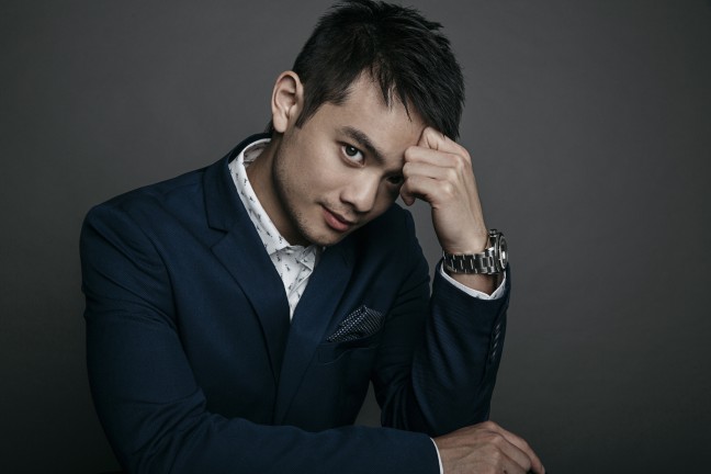 Osric Chau. Photo by Diana Ragland. Groomer: Nikki Deroest. Wardrobe Stylist: Yesenia Cuevas
